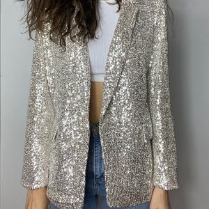 LIMITED EDITION BANANA REPUBLIC SEQUIN BLAZER ✨